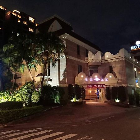 Xin Yuan Motel Tchaj-čung Exteriér fotografie