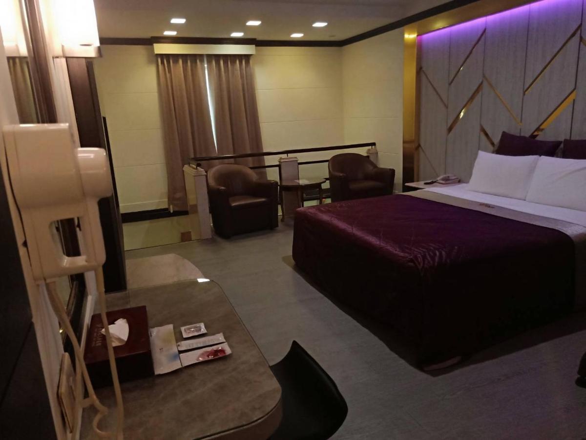 Xin Yuan Motel Tchaj-čung Exteriér fotografie